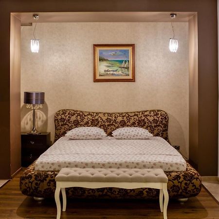 Kubiq Residence Giarmata Екстер'єр фото