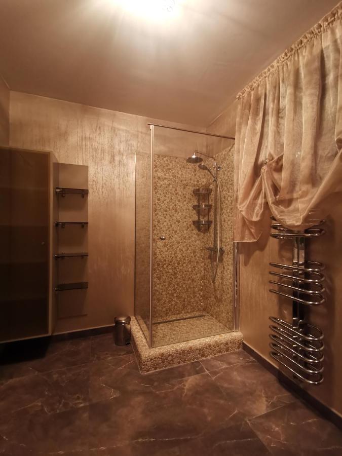Kubiq Residence Giarmata Екстер'єр фото