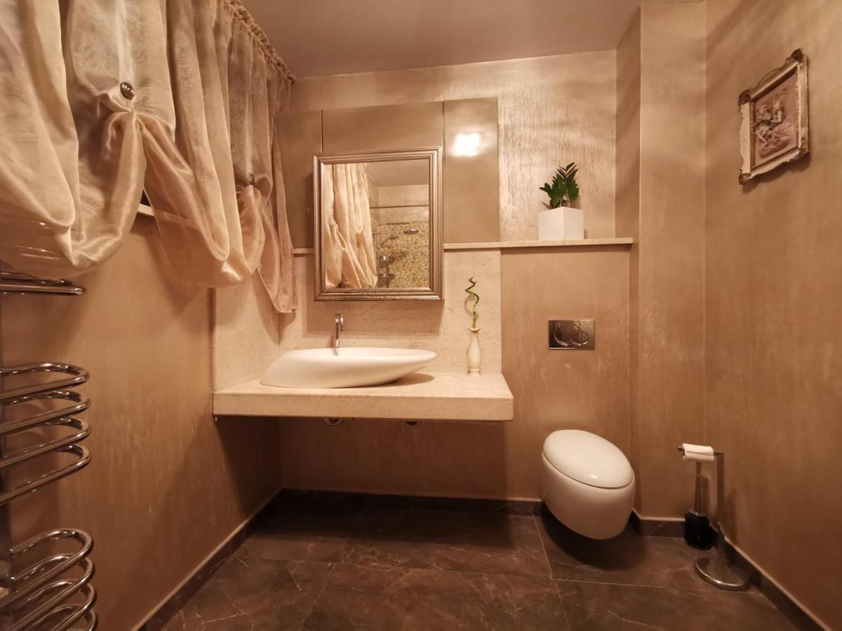 Kubiq Residence Giarmata Екстер'єр фото