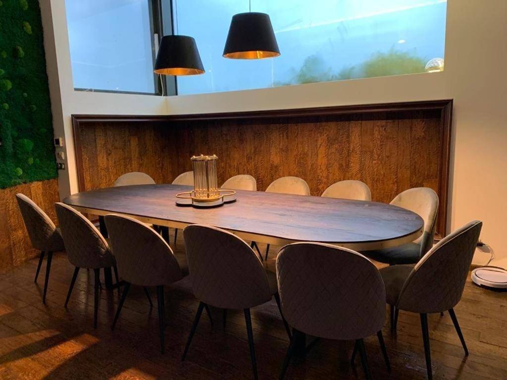Kubiq Residence Giarmata Екстер'єр фото