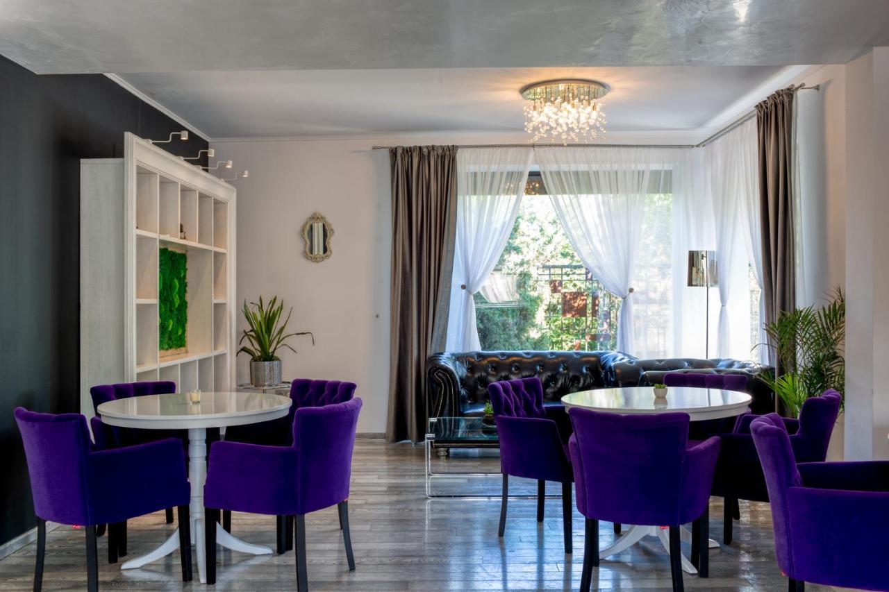 Kubiq Residence Giarmata Екстер'єр фото