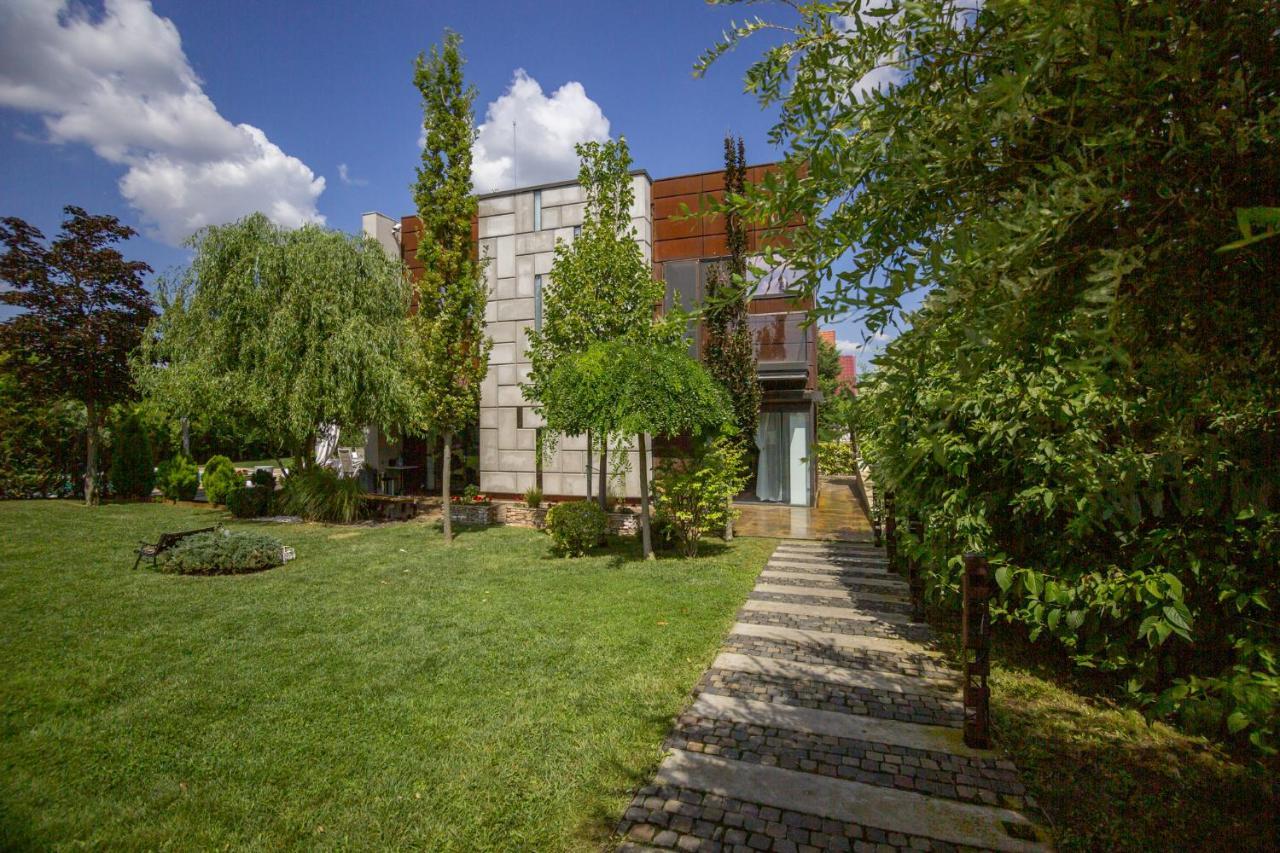 Kubiq Residence Giarmata Екстер'єр фото