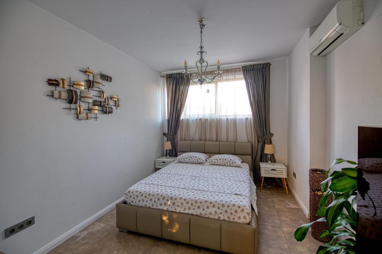 Kubiq Residence Giarmata Екстер'єр фото