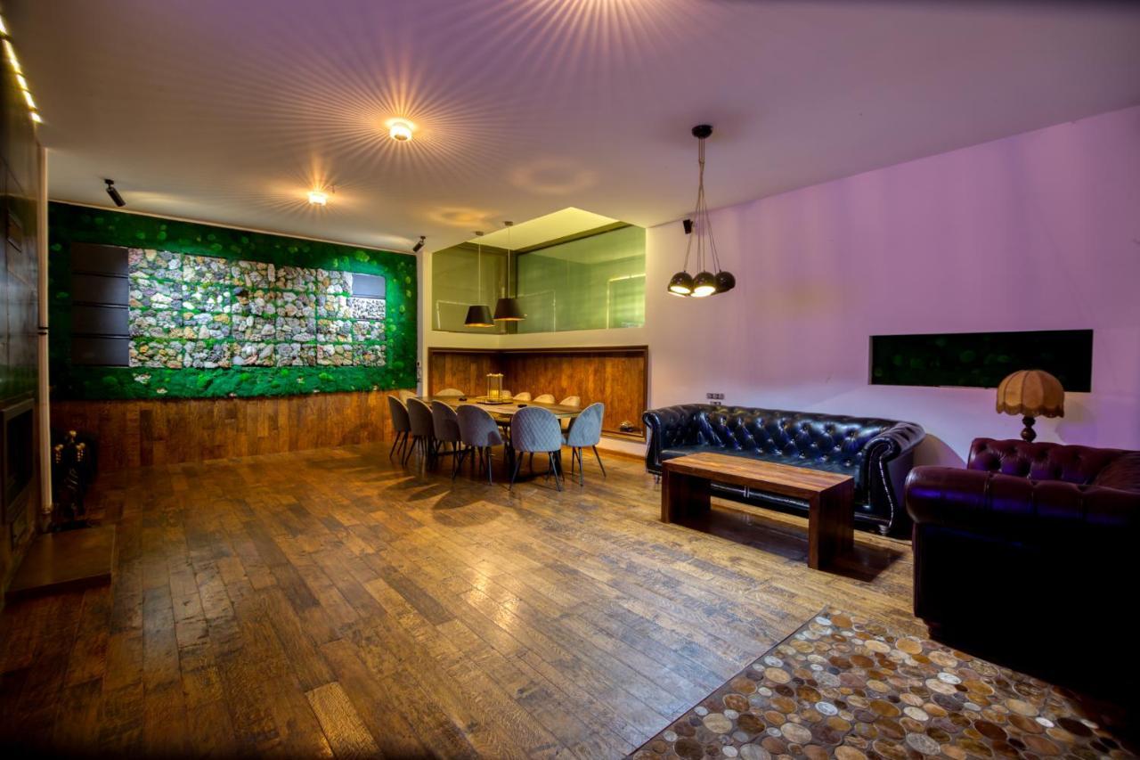 Kubiq Residence Giarmata Екстер'єр фото