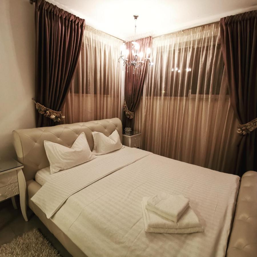 Kubiq Residence Giarmata Екстер'єр фото