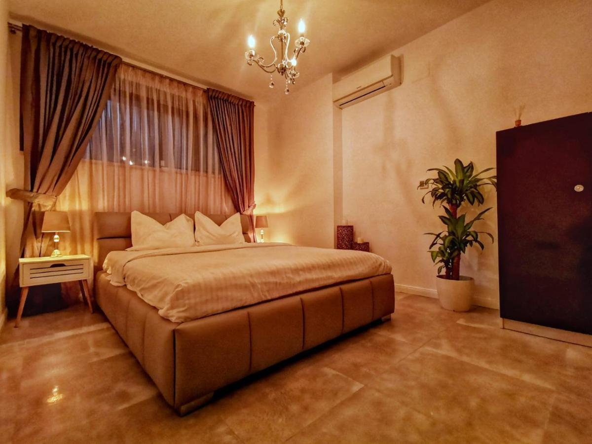Kubiq Residence Giarmata Екстер'єр фото